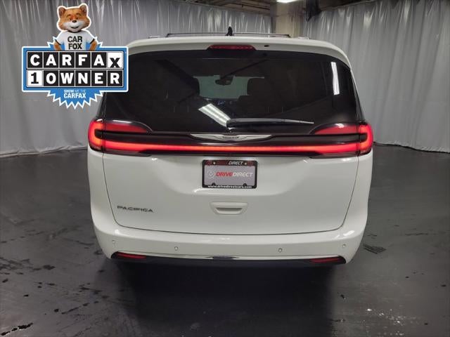2023 Chrysler Pacifica Touring