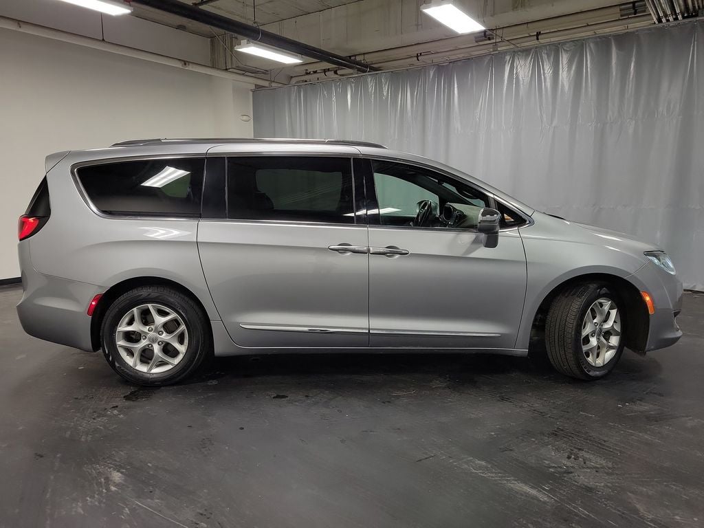 2020 Chrysler Pacifica Limited