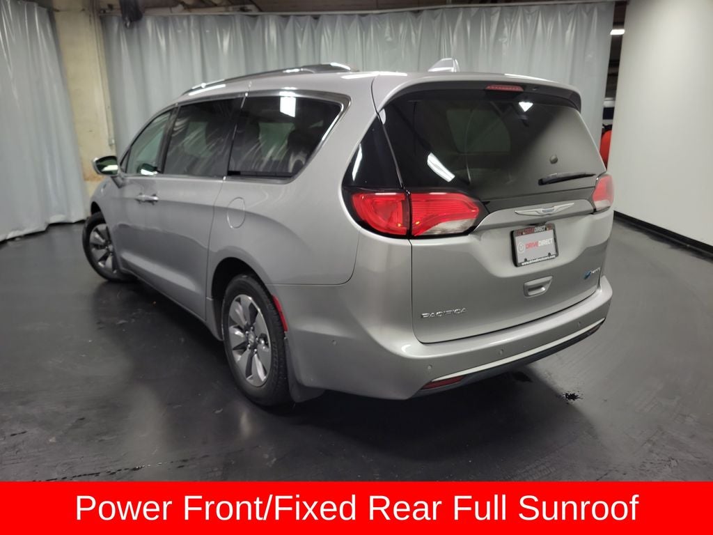 2017 Chrysler Pacifica Hybrid Platinum