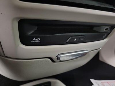 2017 Chrysler Pacifica Hybrid Platinum