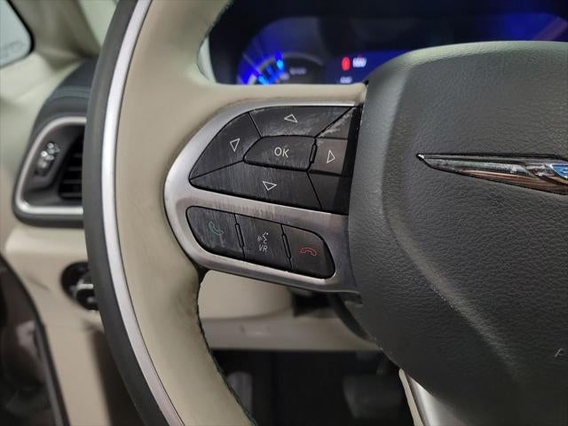 2017 Chrysler Pacifica Hybrid Platinum