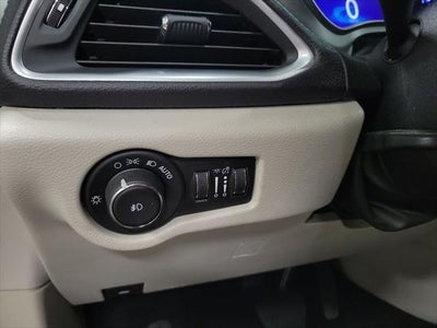 2017 Chrysler Pacifica Hybrid Platinum