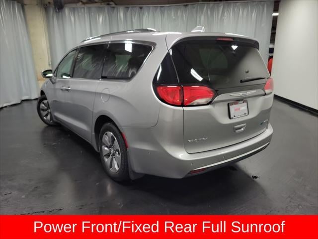 2017 Chrysler Pacifica Hybrid Platinum