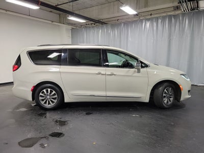 2020 Chrysler Pacifica Hybrid Limited