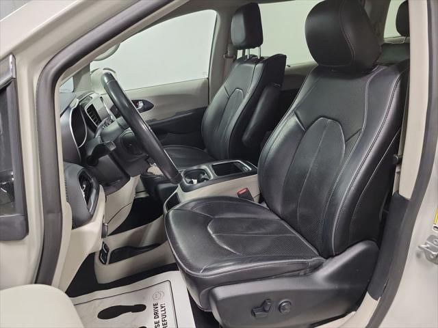 2020 Chrysler Pacifica Hybrid Limited