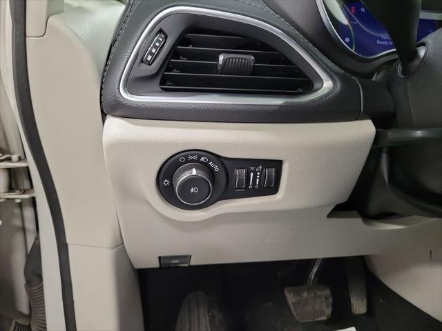 2020 Chrysler Pacifica Hybrid Limited