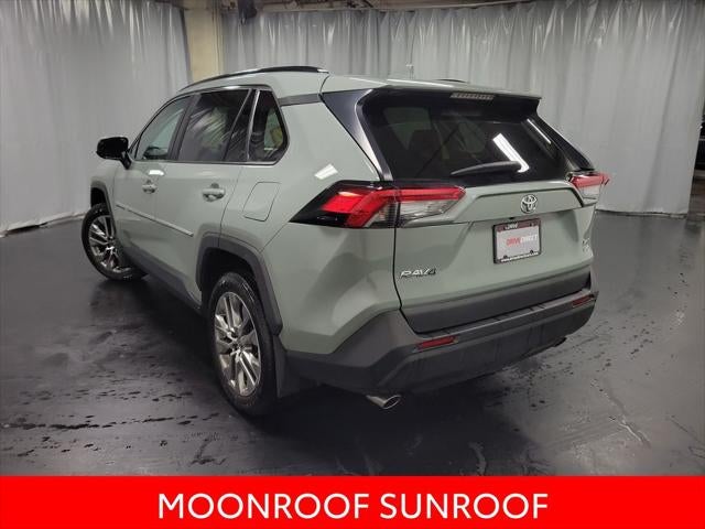 2022 Toyota RAV4 XLE Premium