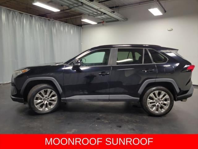 2019 Toyota RAV4 XLE Premium