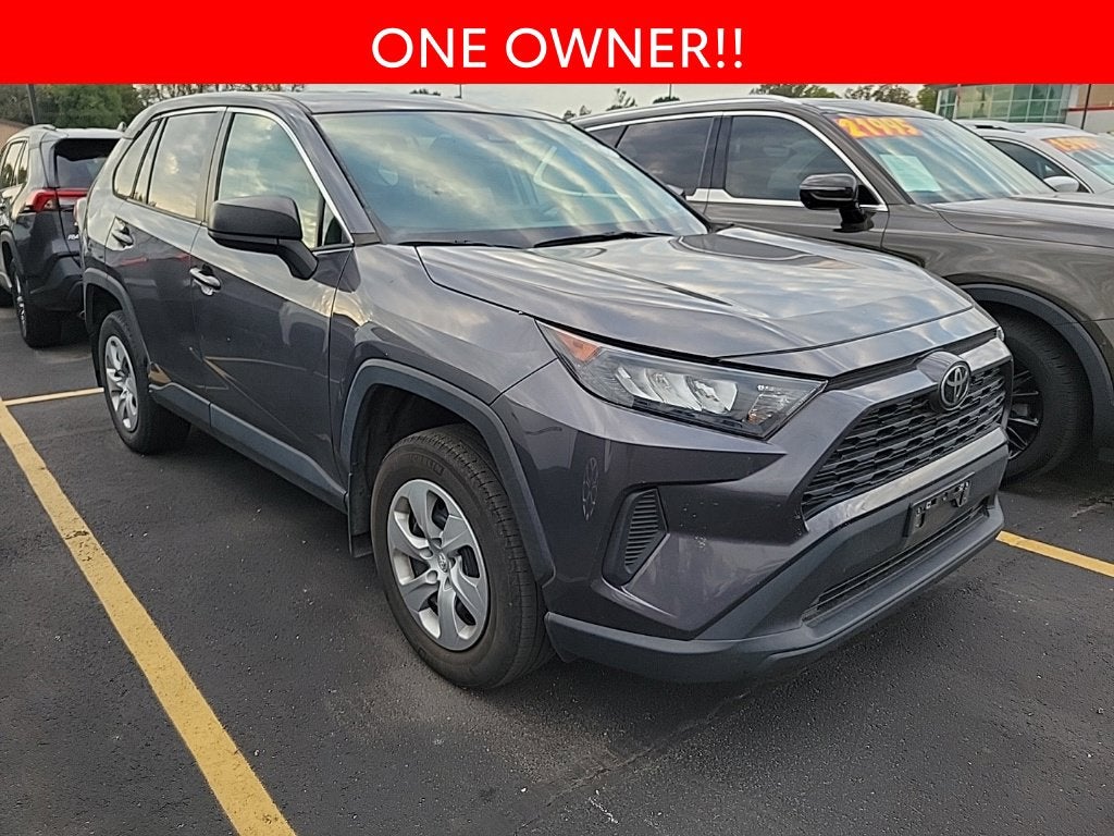 2022 Toyota RAV4 LE