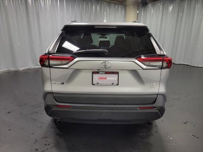 2020 Toyota RAV4 LE