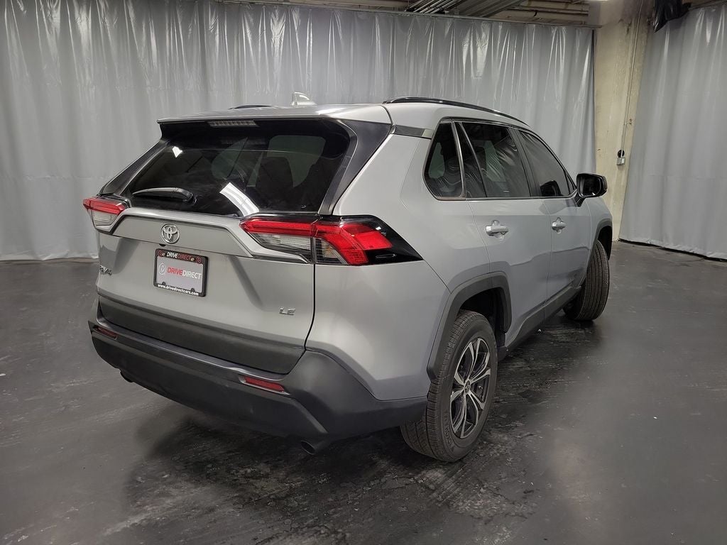 2021 Toyota RAV4 LE