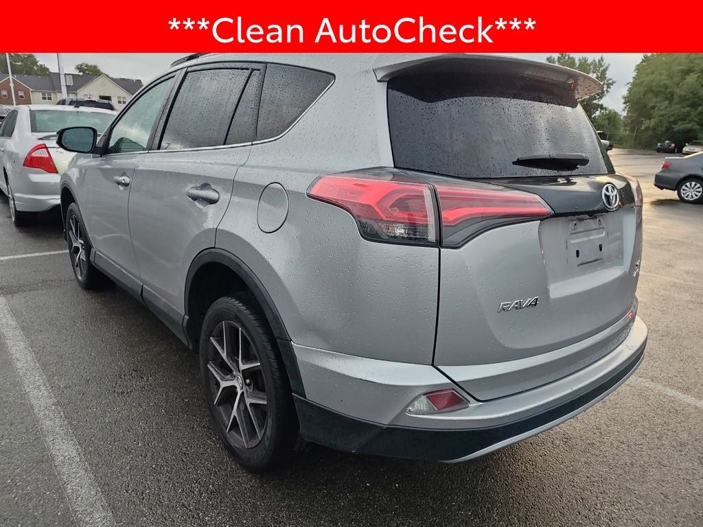 2017 Toyota RAV4 SE