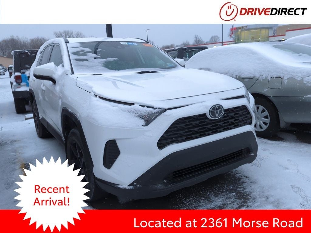 2020 Toyota RAV4 LE