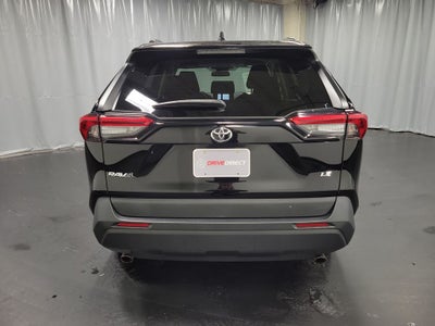 2020 Toyota RAV4 LE