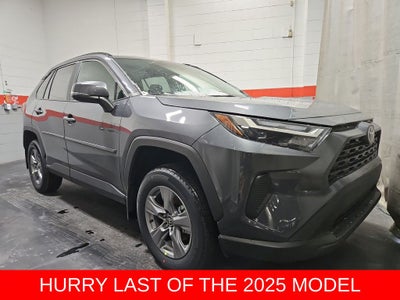 2025 Toyota RAV4 XLE