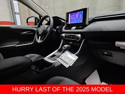 2025 Toyota RAV4 XLE