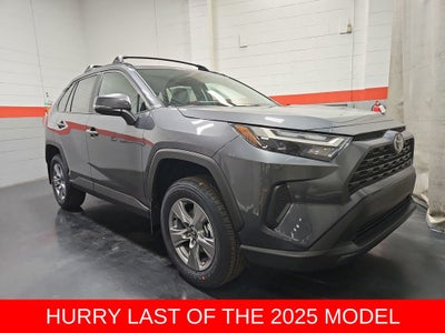 2025 Toyota RAV4 XLE