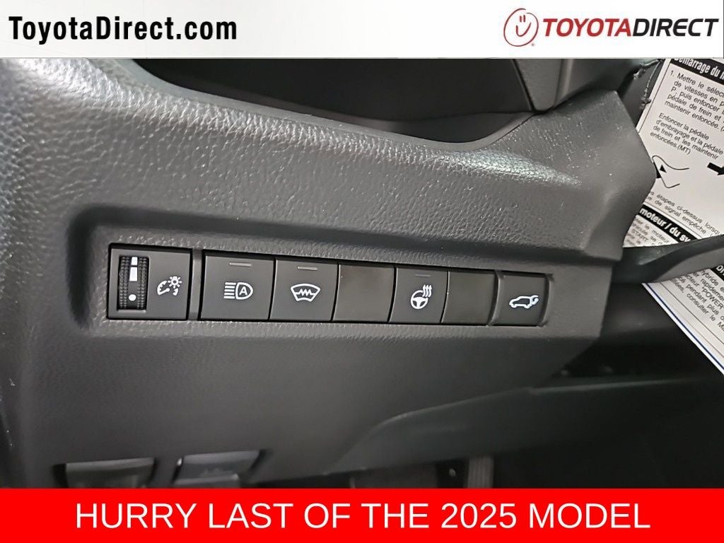 2025 Toyota RAV4 XLE