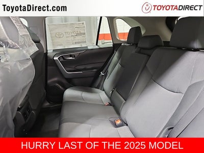 2025 Toyota RAV4 XLE