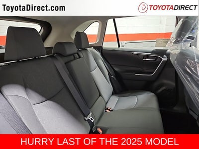 2025 Toyota RAV4 XLE