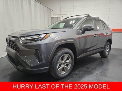 2025 Toyota RAV4 XLE