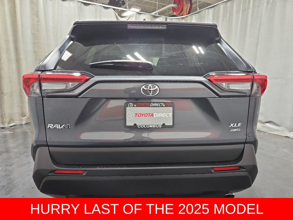 2025 Toyota RAV4 XLE