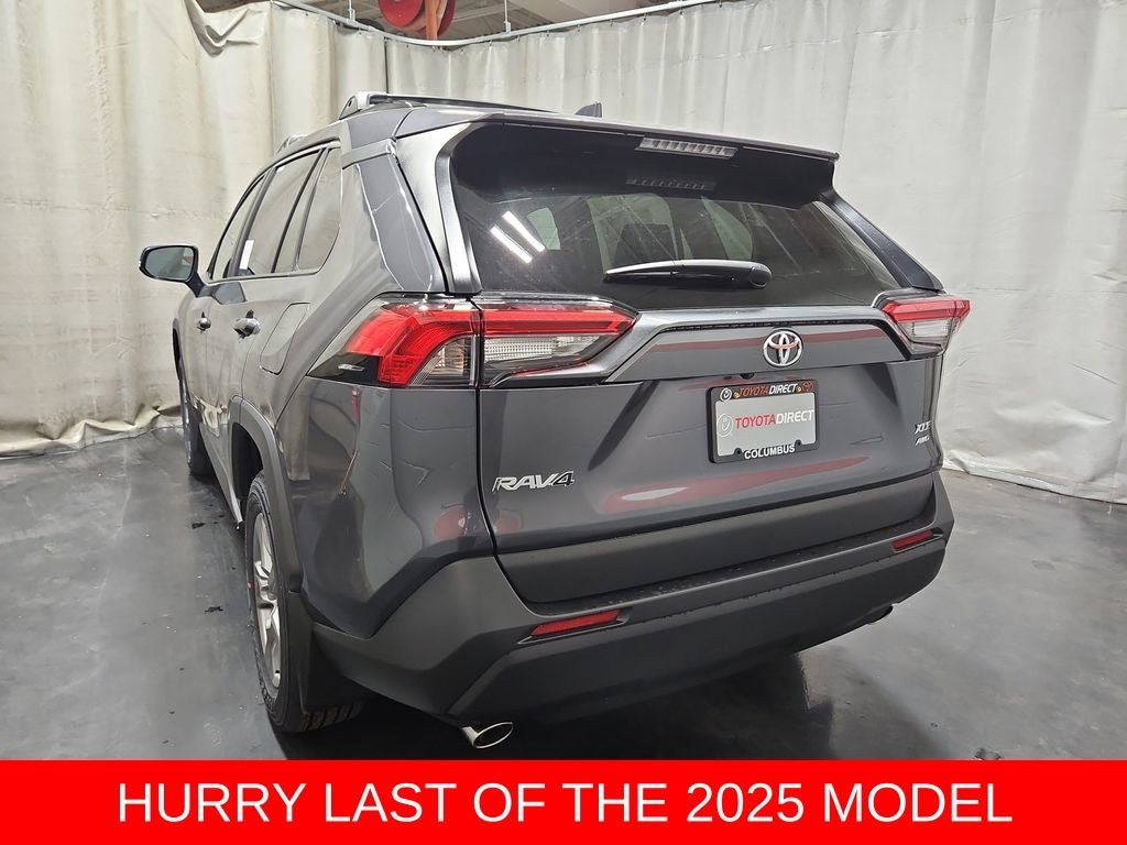 2025 Toyota RAV4 XLE