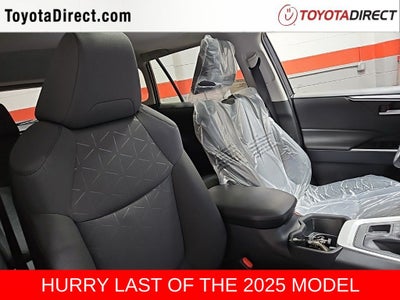 2025 Toyota RAV4 XLE
