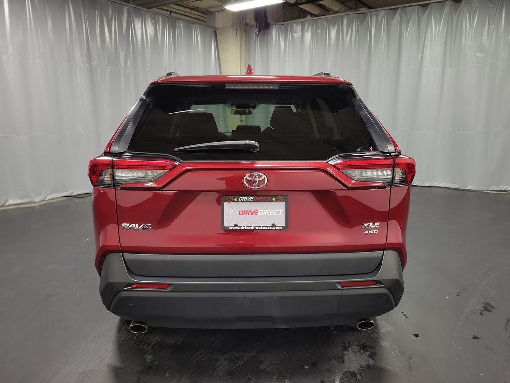 2020 Toyota RAV4 XLE