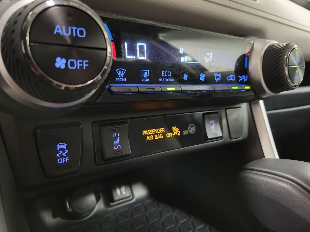 2019 Toyota RAV4 Hybrid XLE