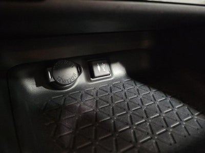 2019 Toyota RAV4 Hybrid XLE