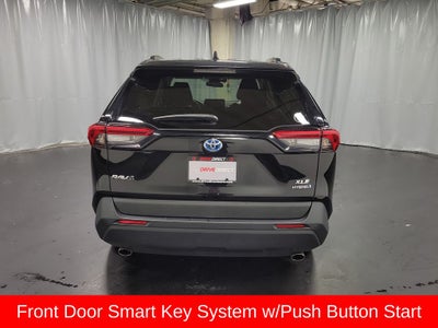 2020 Toyota RAV4 Hybrid XLE