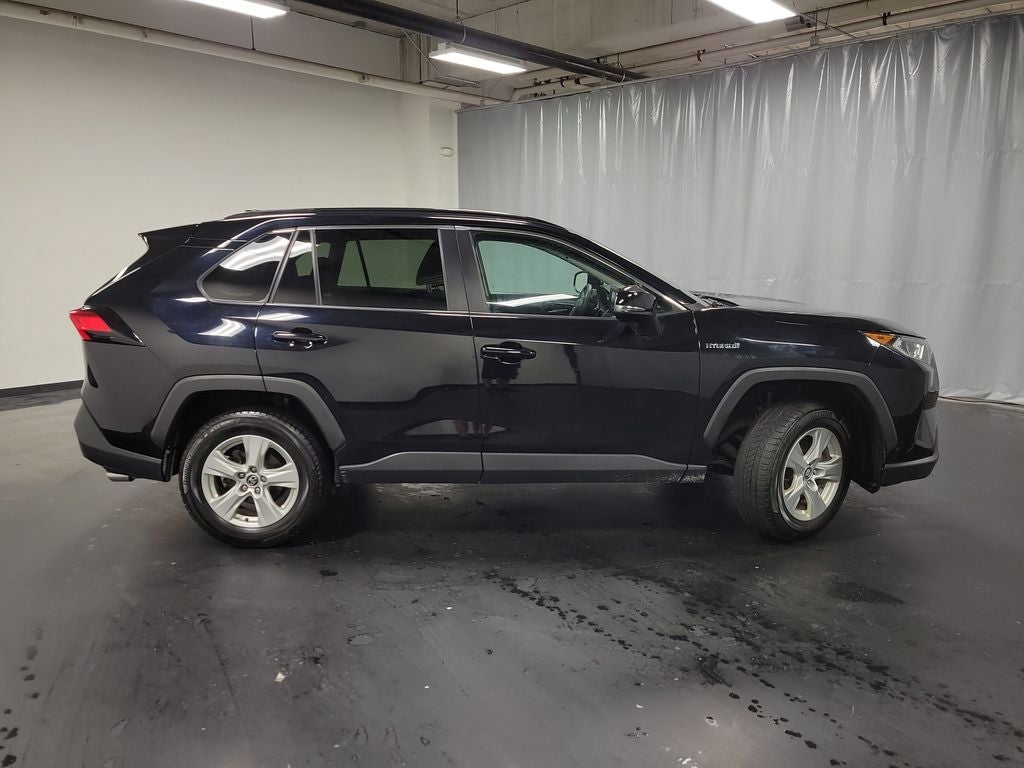 2020 Toyota RAV4 Hybrid XLE