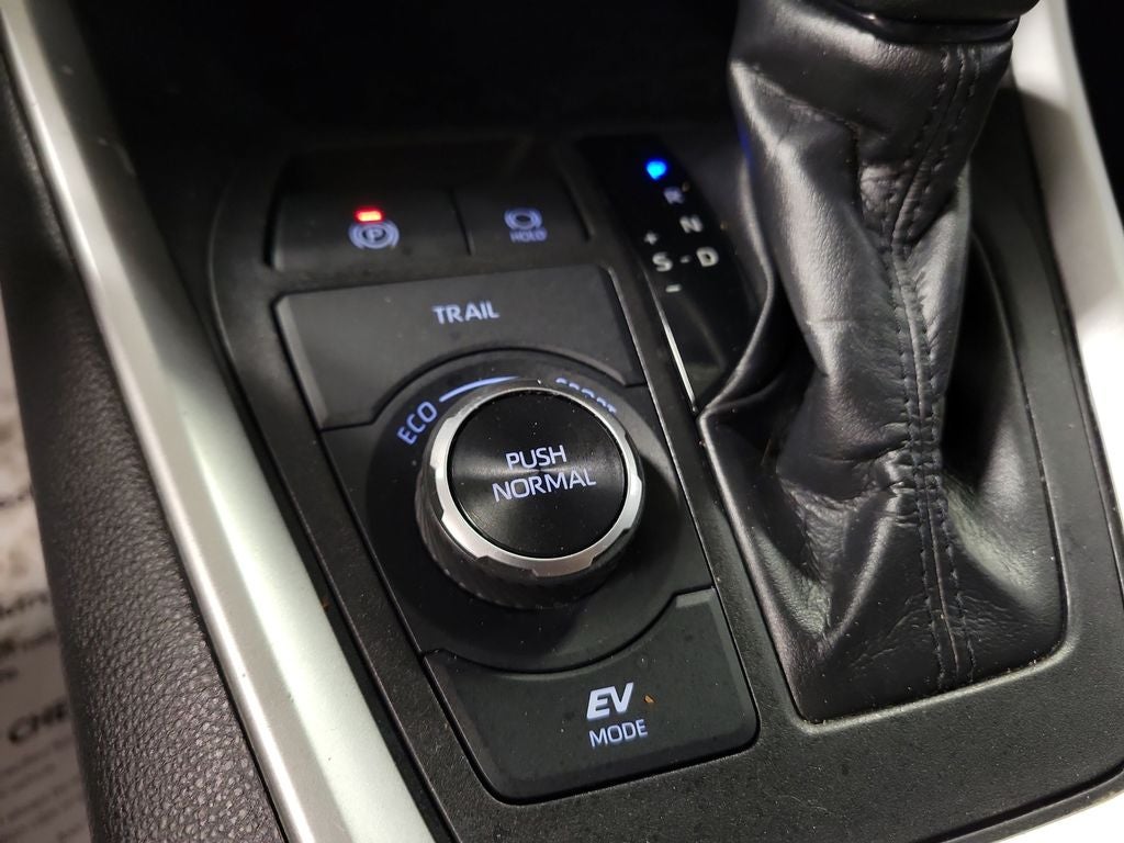 2019 Toyota RAV4 Hybrid XLE