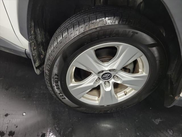 2019 Toyota RAV4 Hybrid XLE