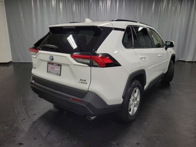 2021 Toyota RAV4 Hybrid XLE
