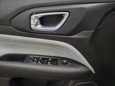 2023 Jeep Compass Sport