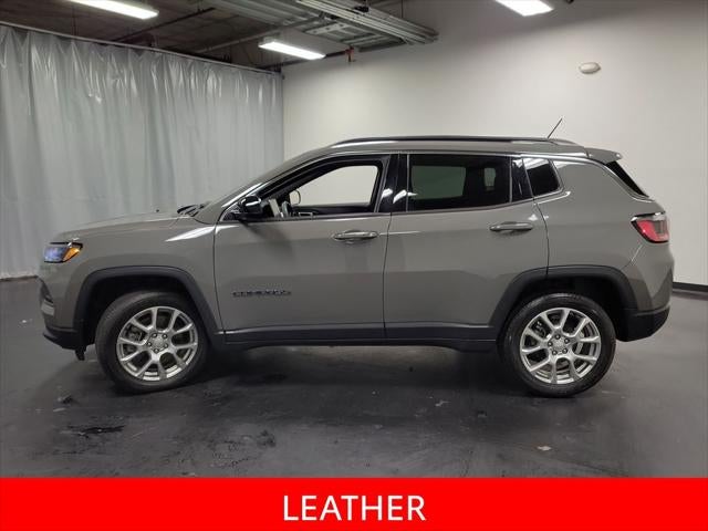 2023 Jeep Compass Latitude Lux