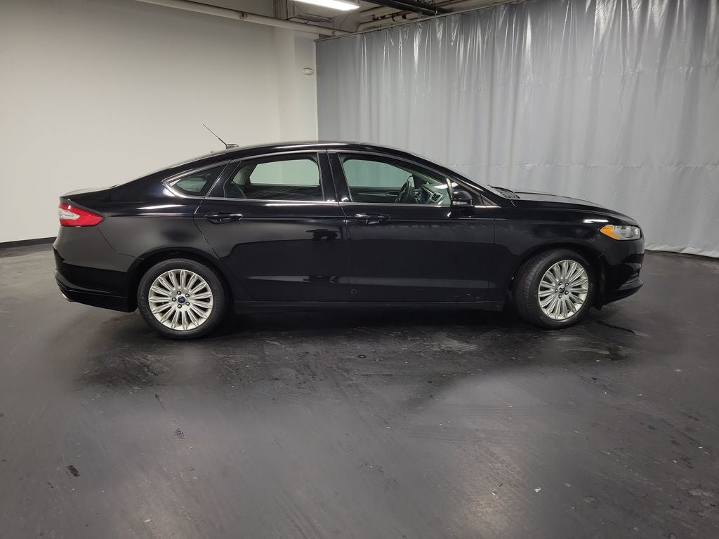 2016 Ford Fusion Hybrid SE