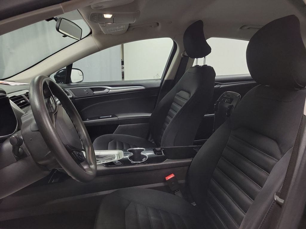 2016 Ford Fusion Hybrid SE