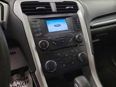 2016 Ford Fusion Hybrid SE