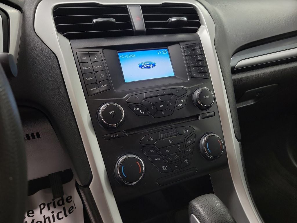 2016 Ford Fusion Hybrid SE