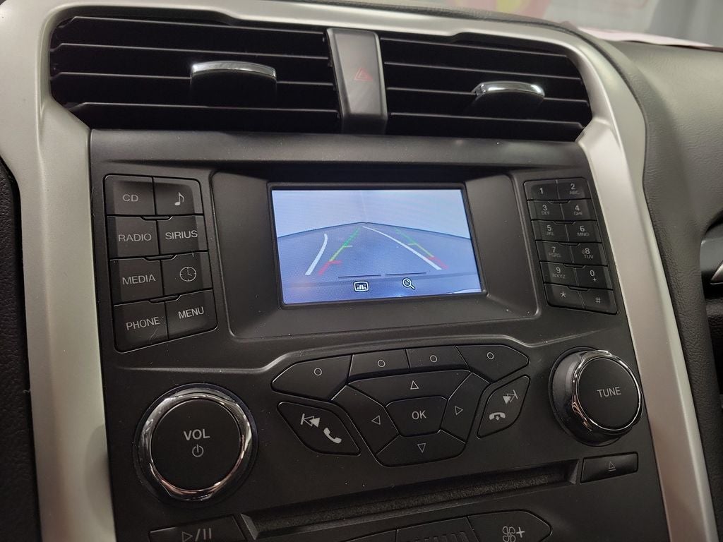 2016 Ford Fusion Hybrid SE