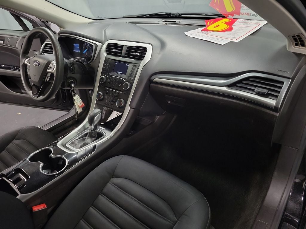 2016 Ford Fusion Hybrid SE