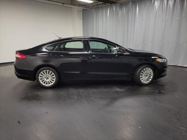 2016 Ford Fusion Hybrid SE