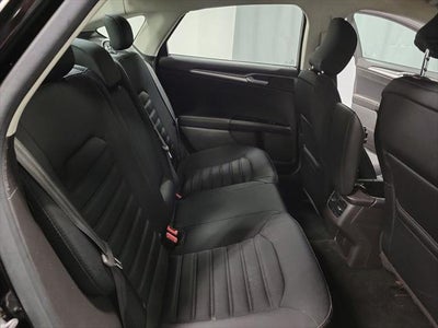 2016 Ford Fusion Hybrid SE