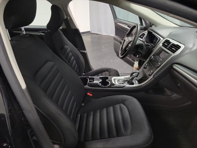 2016 Ford Fusion Hybrid SE