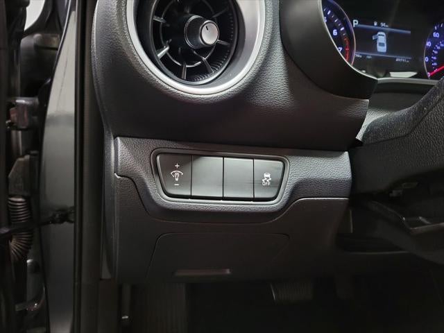 2022 Kia Forte FE