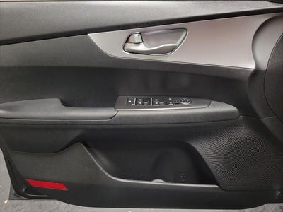 2022 Kia Forte FE