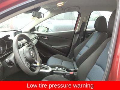 2019 Toyota Yaris LE